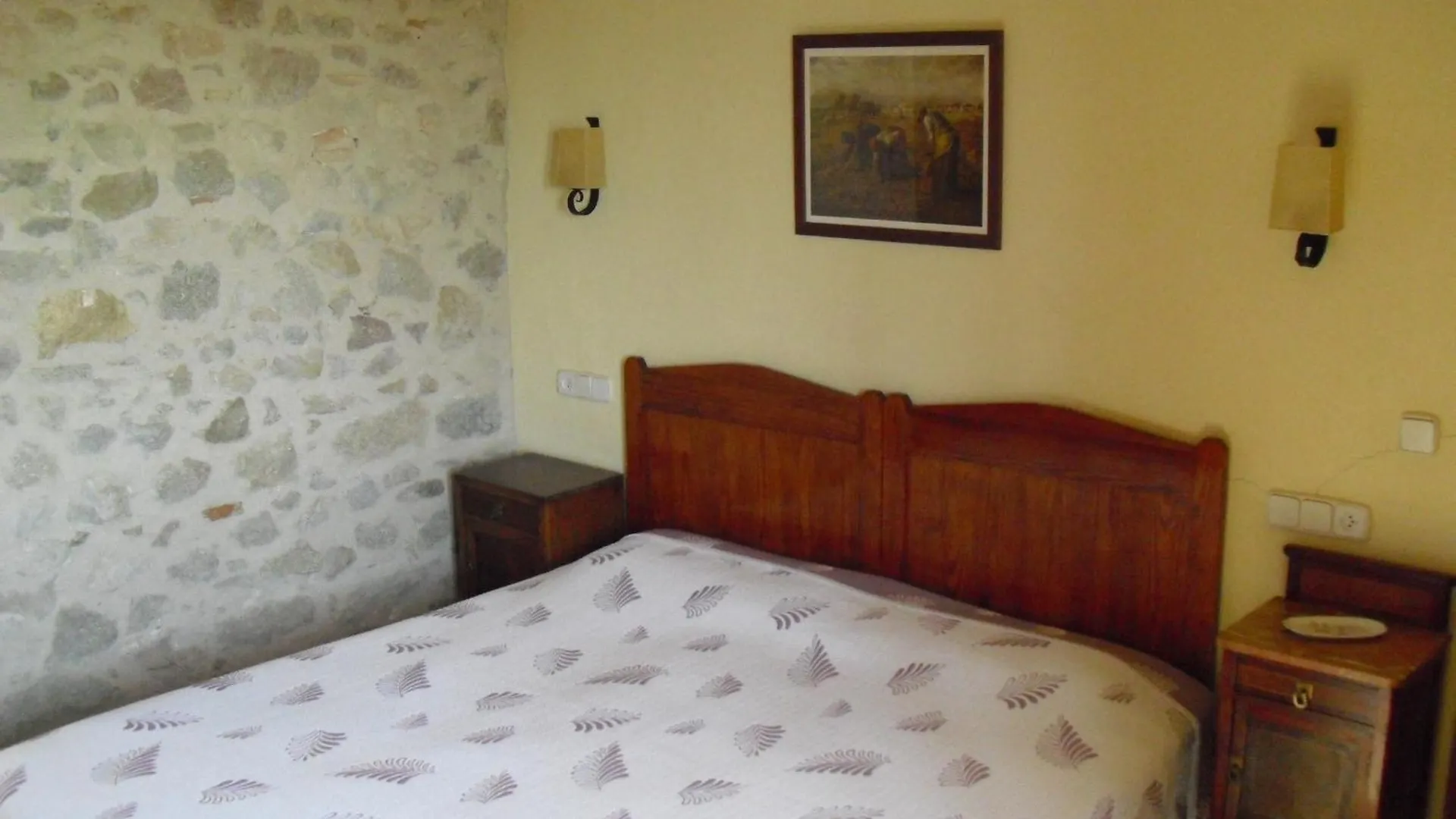 Mas La Torre Guest House Palau Saverdera Spain
